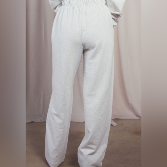 NWT Blank NYC Icicle Sweatpants & Sweatshirt Set - Picture 8 of 11